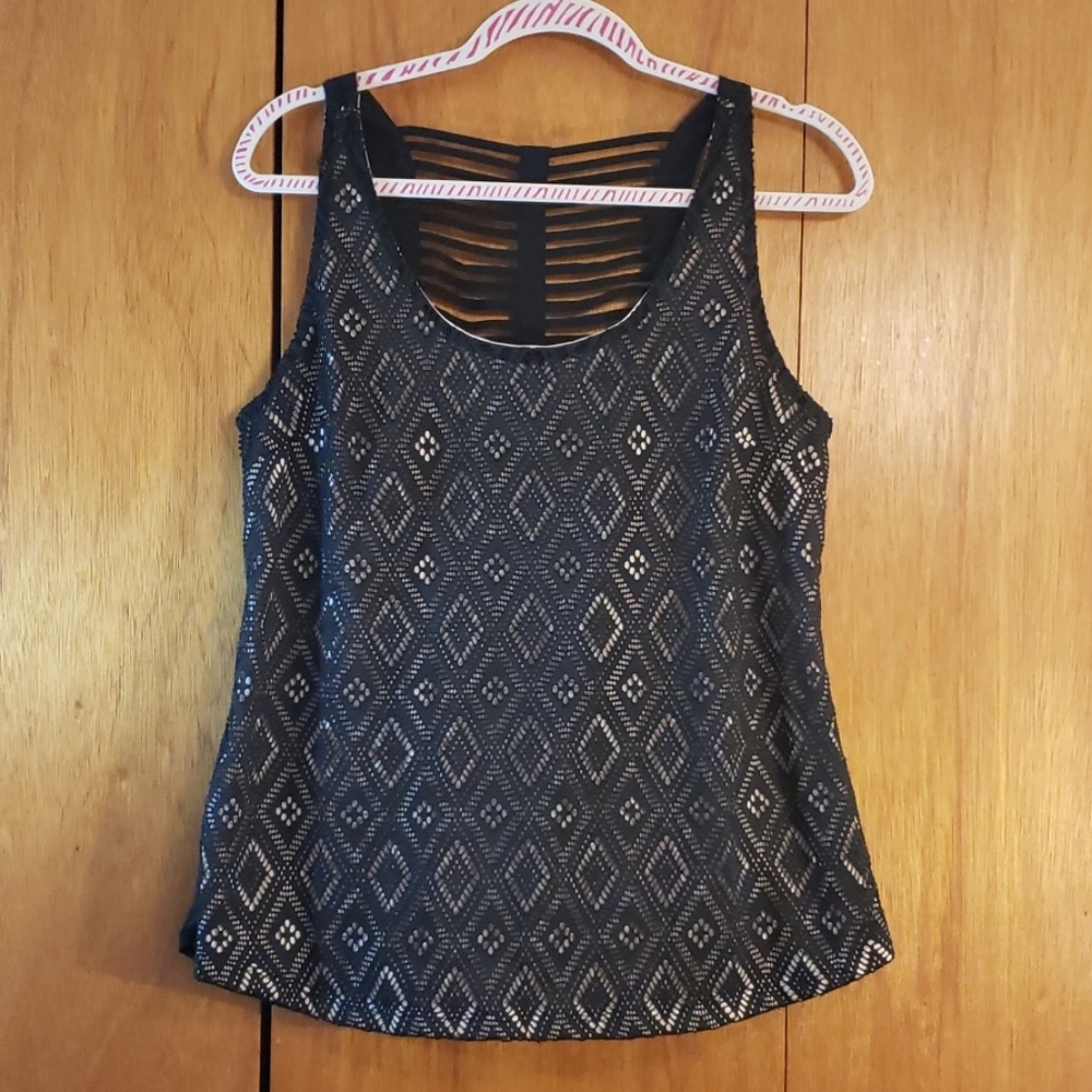 Maurice's Tank Top with cut outs size L